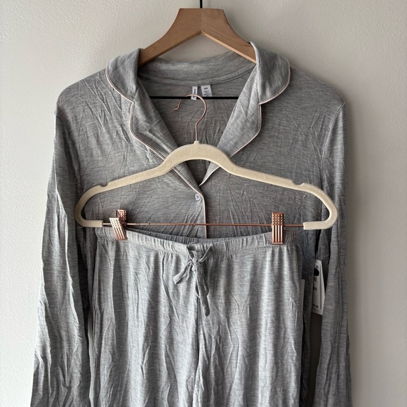 Nordstrom Super soft Light Gray Pajama Set Sz XXS NWT - Picture 3 of 7